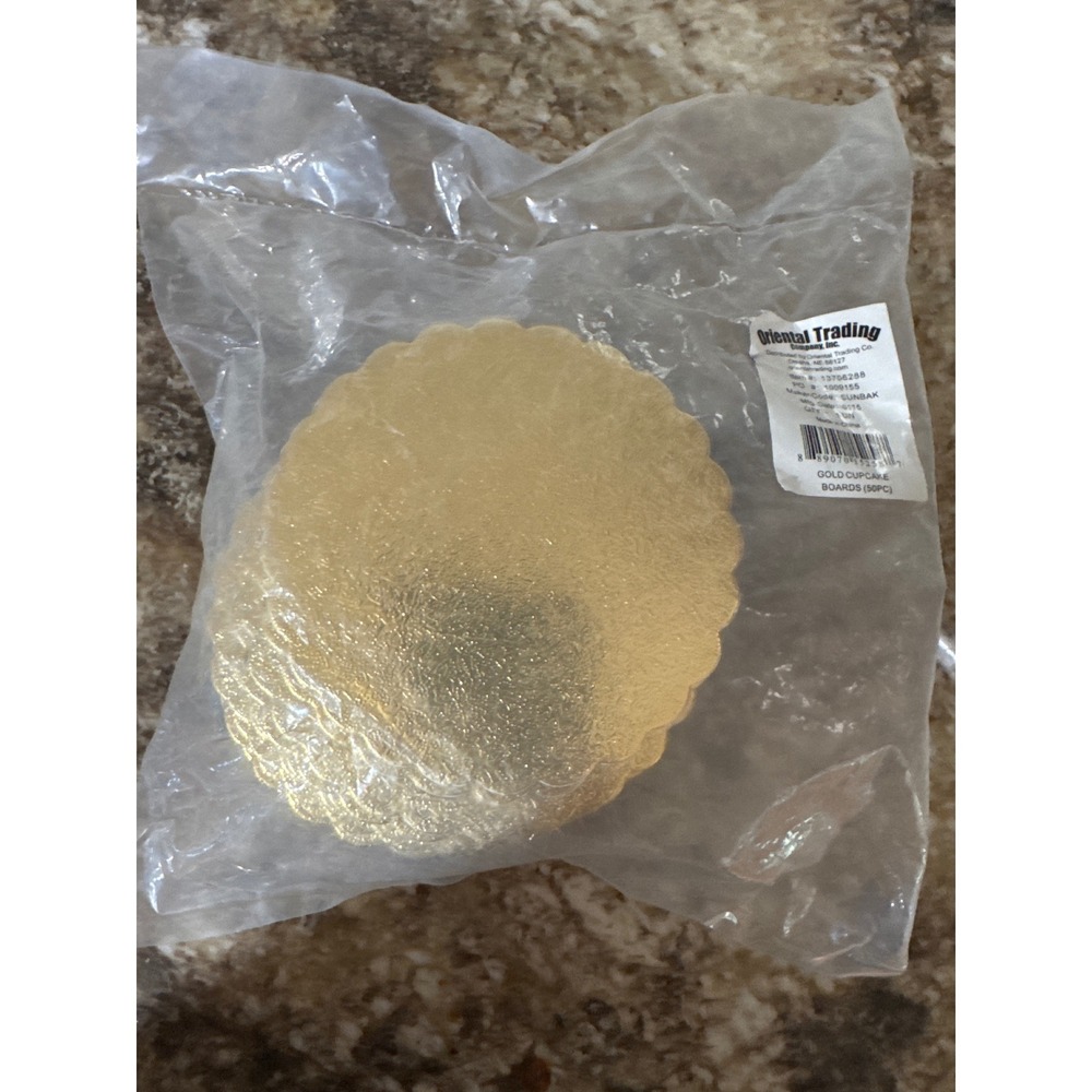 Oriental Trading Gold Cupcake Boards 50pc Scalloped Round Cake Bases 13706288